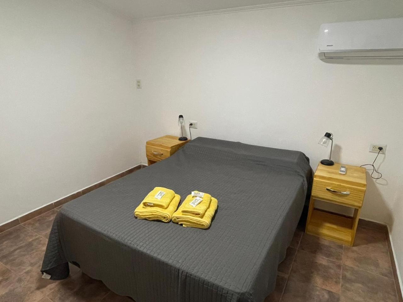 Apart Candioti Departamentos Пуерто Игуасу Екстериор снимка